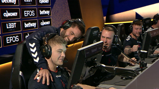 2025年无畏契约夜市推荐优质枪皮购买指南